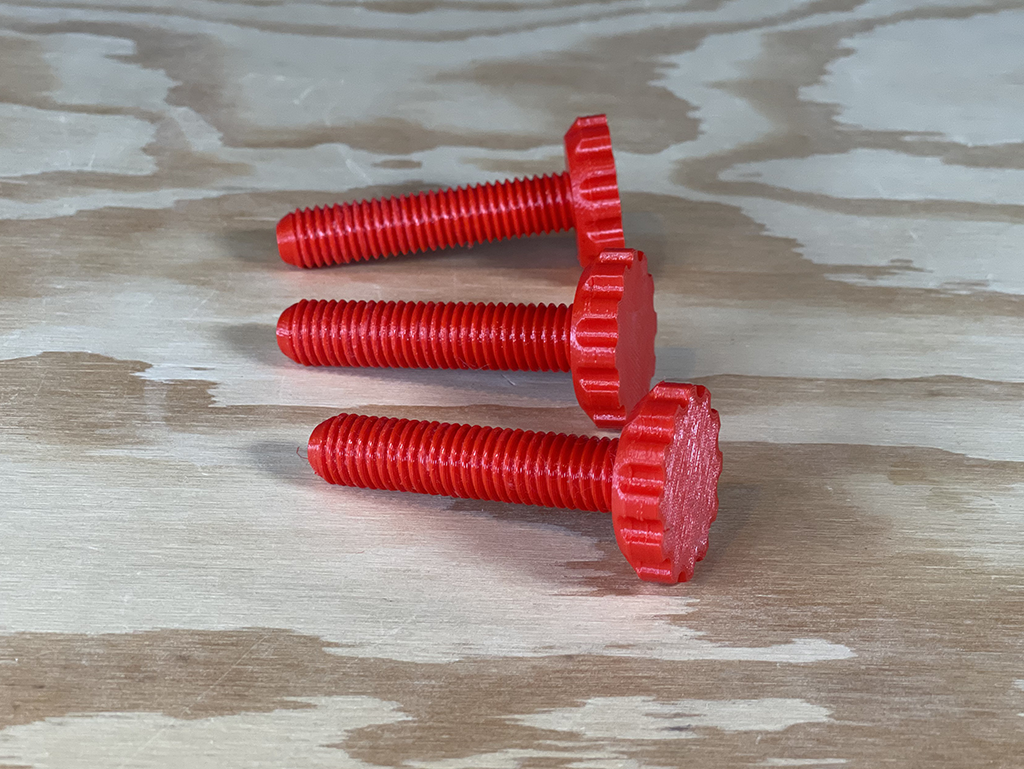 Level Stand for Garmin Approach R10 – alpha@play