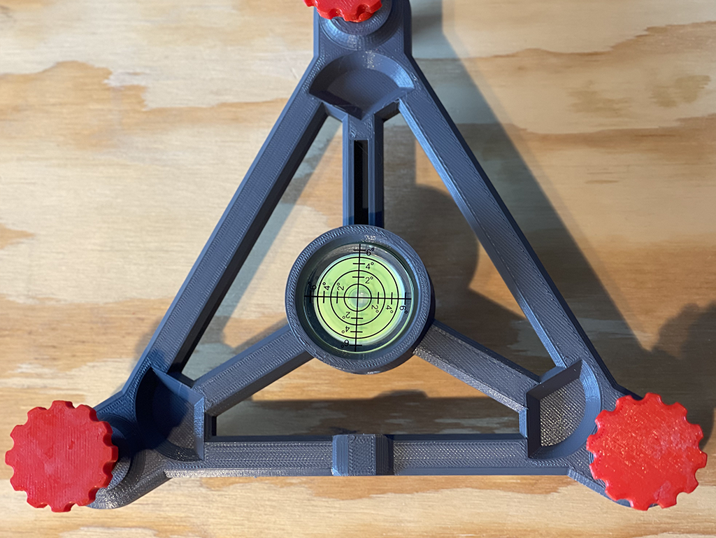 Level Stand for Garmin Approach R10 – alpha@play